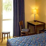 מלון Mercure Batignolles - &