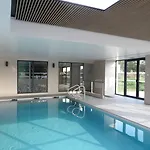 Mercure Batignolles - & Hotell 4*