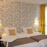 Hotell Mercure Batignolles - &