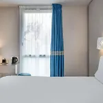 Mercure Batignolles - & Le Mans