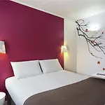 Hotell Mercure Batignolles - &