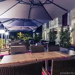 ホテル Mercure Batignolles - & 4*