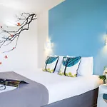 ホテル Mercure Batignolles - & 4*