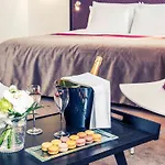 Mercure Batignolles - & Hotell 4*