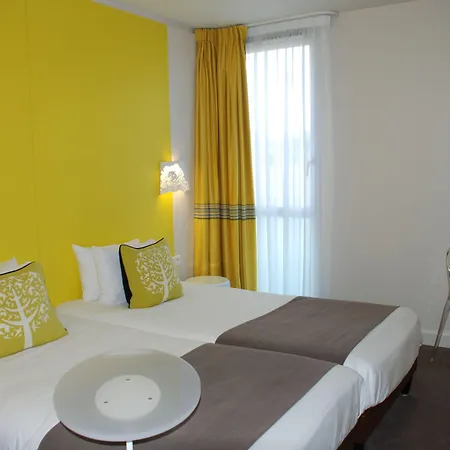 Mercure Batignolles - &
