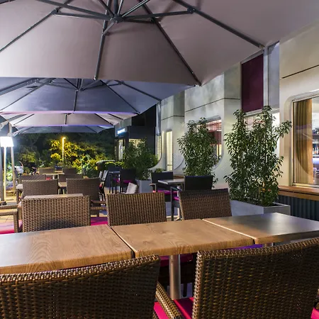 Mercure Batignolles - & Отель 4*