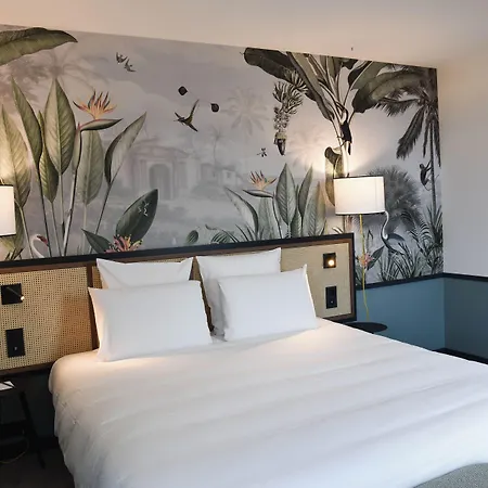 Hotel Mercure Batignolles - &