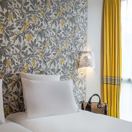 מלון Mercure Batignolles - & 4*