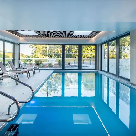 Mercure Batignolles - &