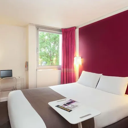 Otel Mercure Batignolles - & Le Mans