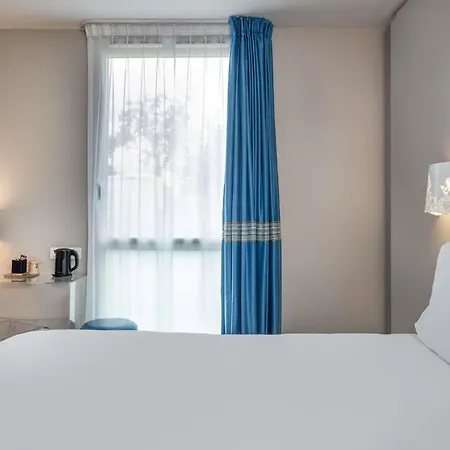 Mercure Batignolles - & Hotel