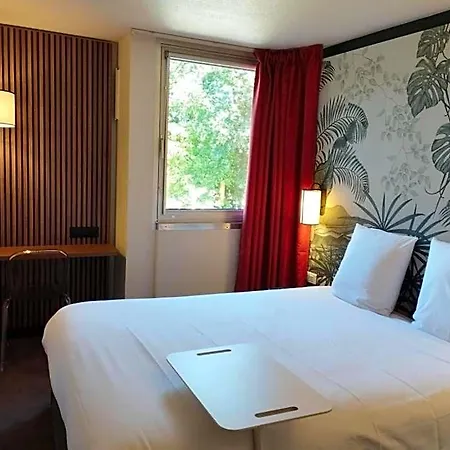 Mercure Batignolles - & Отель