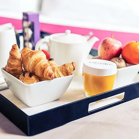 Hotel Mercure Batignolles - & Le Mans