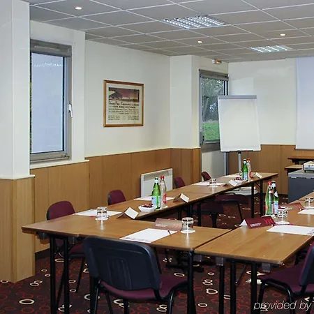 Mercure Batignolles - & Hotel 4*