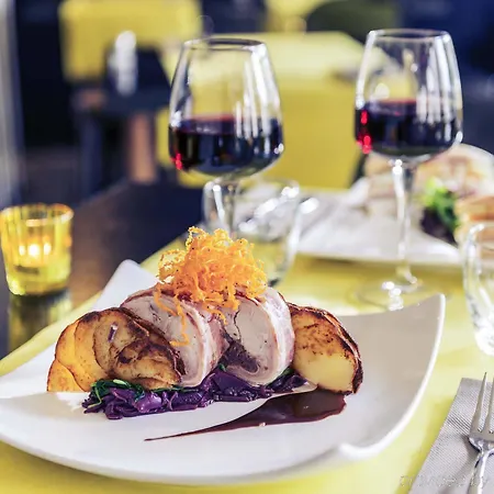 Mercure Batignolles - & Le Mans