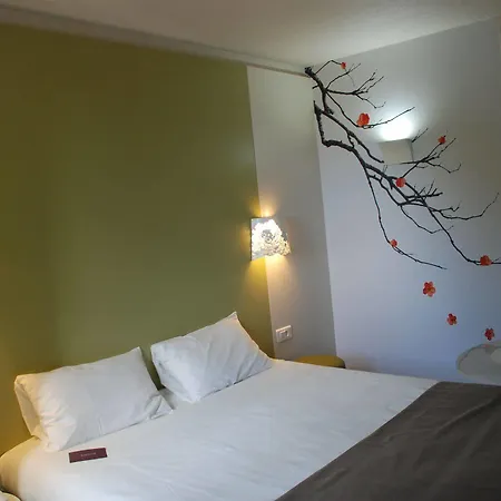 Mercure Batignolles - & מלון לה מאנש