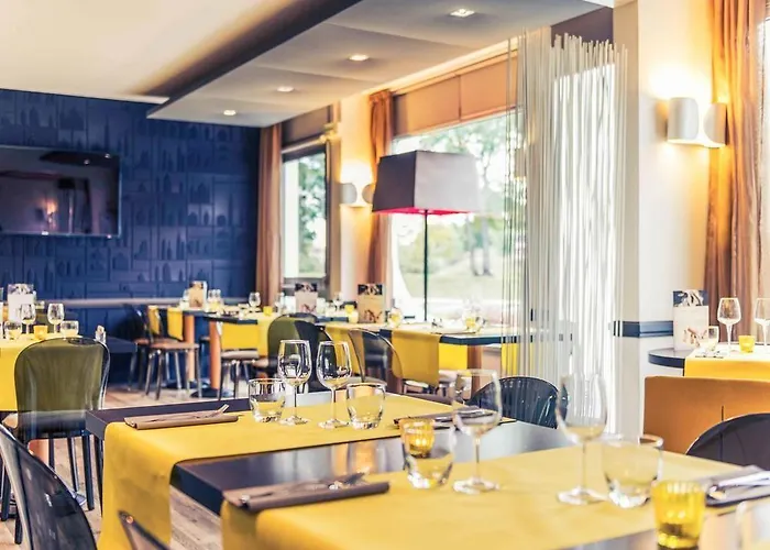 Mercure Batignolles - & 4*