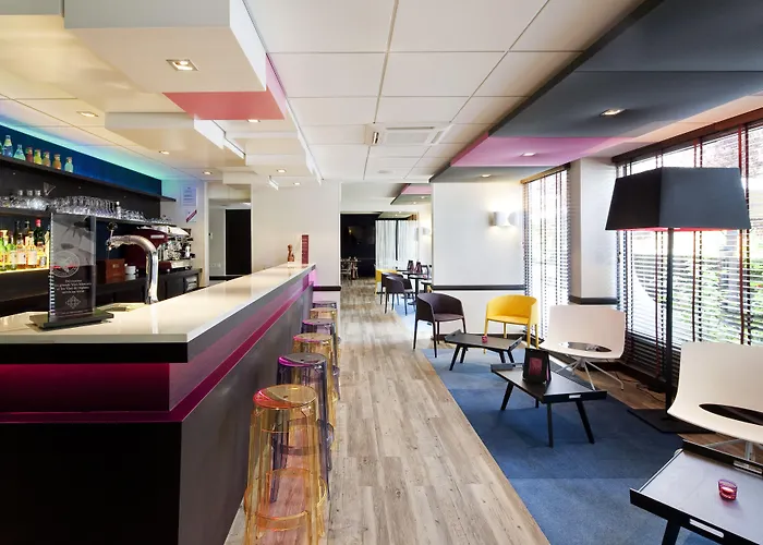 Mercure Batignolles - & 르망