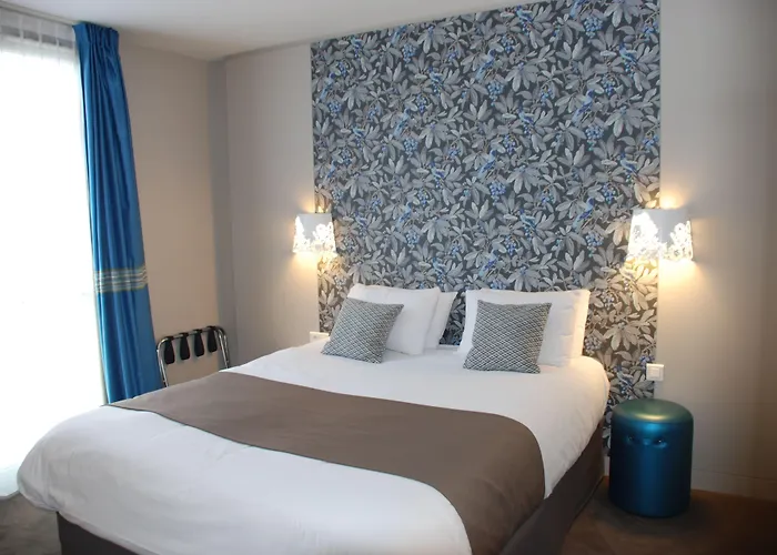 Mercure Batignolles - & 르망