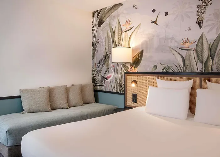 Mercure Batignolles - & Hotel 4*