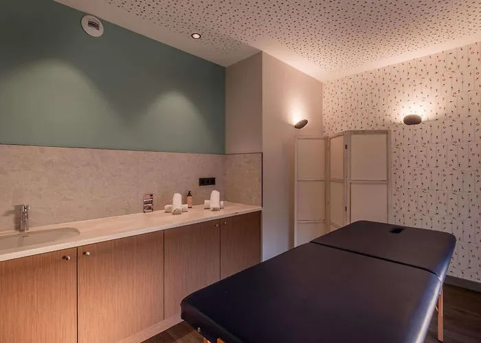 Mercure Batignolles 4*