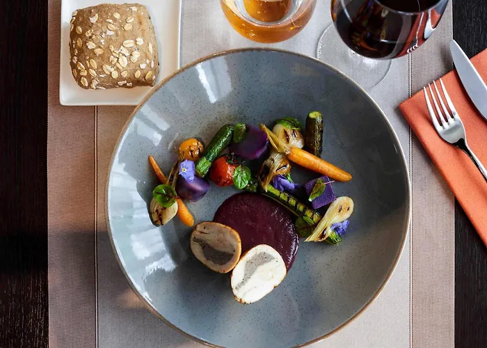 Mercure Batignolles - &