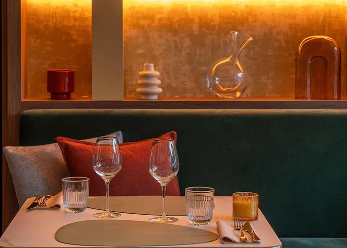 호텔 Mercure Batignolles - & 4*