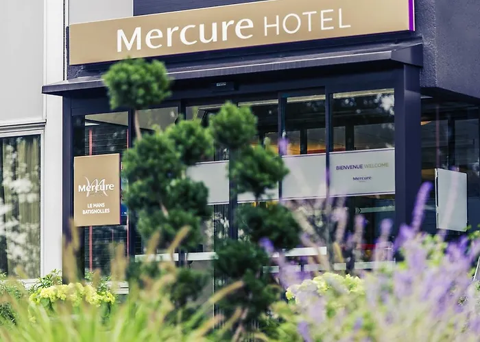 Mercure Batignolles - &